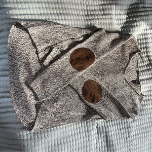Women's Gray Sweater with Brown Accents